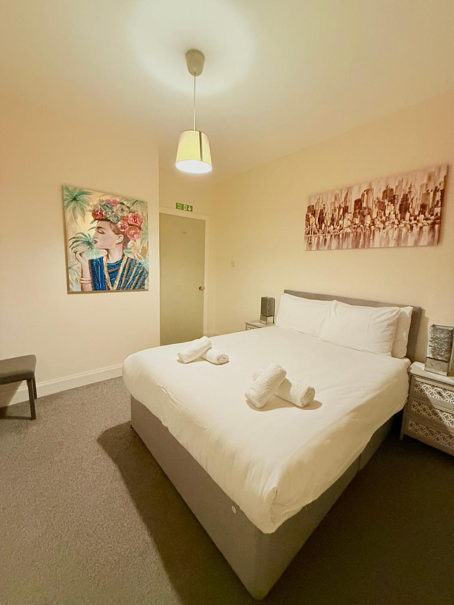 Two Bedroom Apartment-Central Edinburgh-Old Town-Licensed Exterior photo