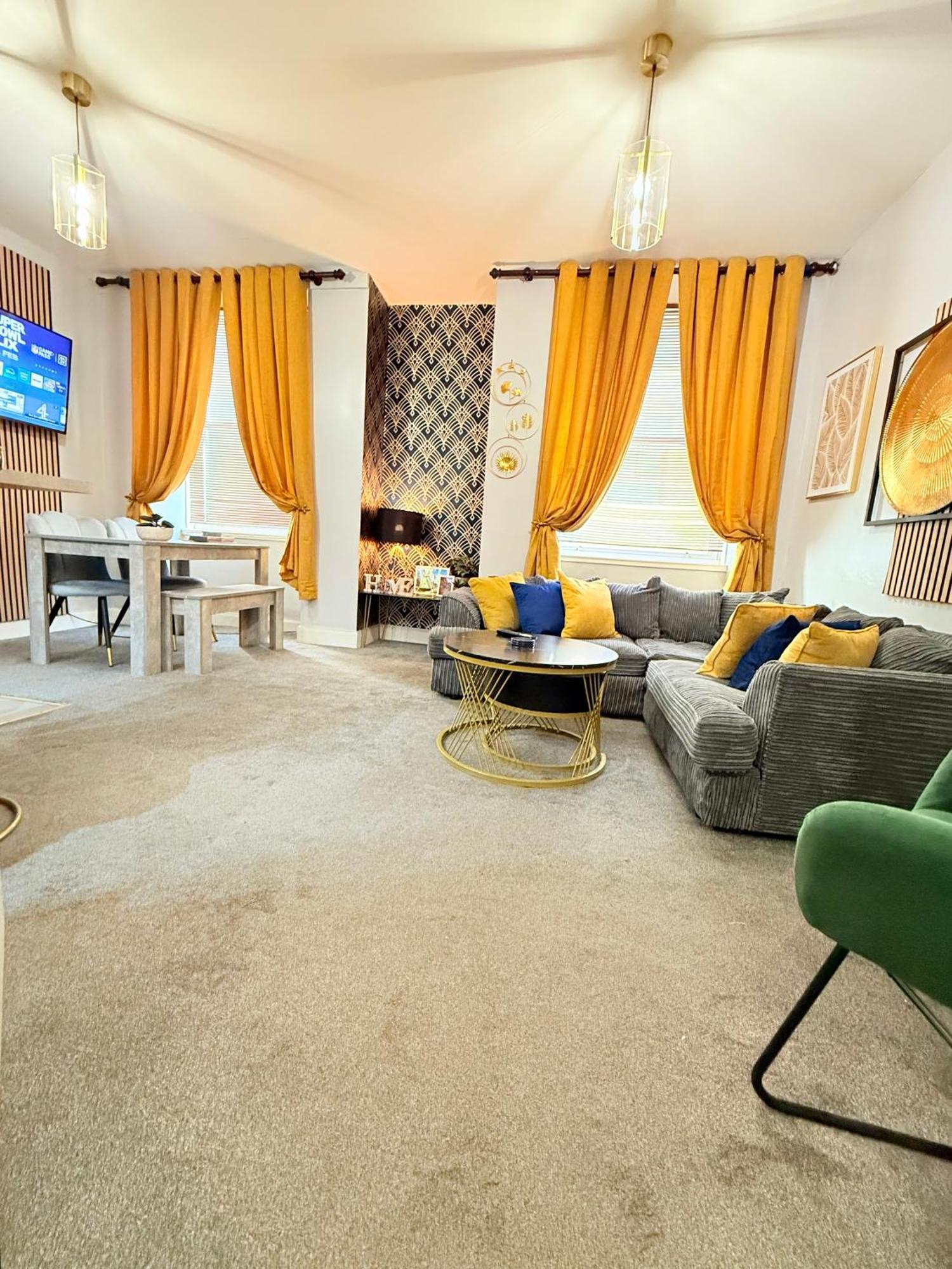 Two Bedroom Apartment-Central Edinburgh-Old Town-Licensed Exterior photo